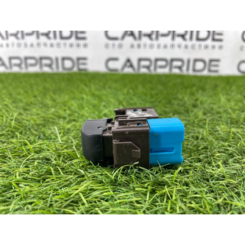 Кнопка стеклоподъемника (электрика / кнопки) Toyota Highlander XU20 8403048040