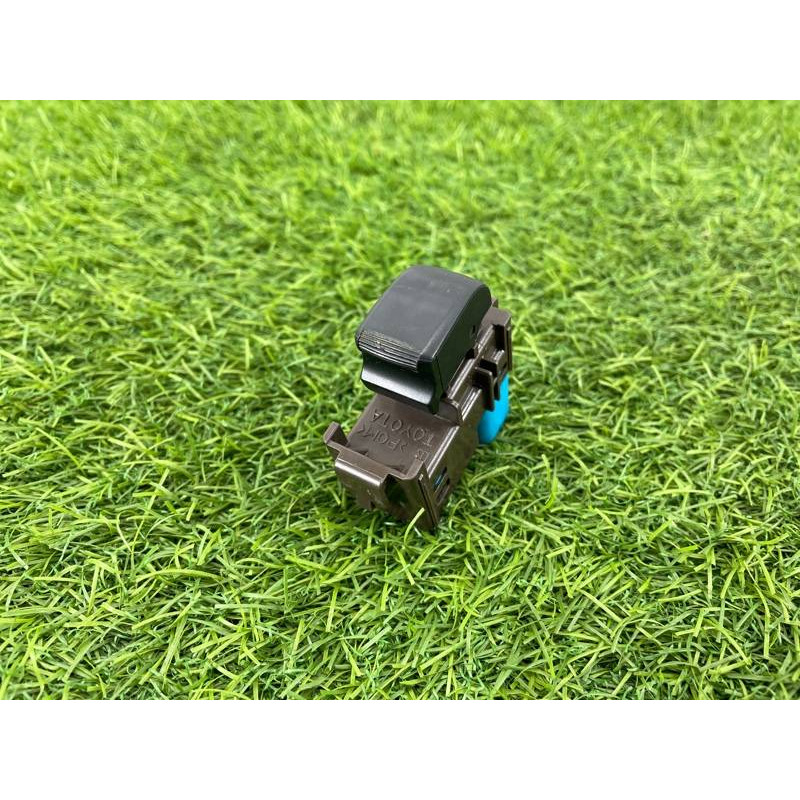 Кнопка стеклоподъемника (электрика / кнопки) Toyota Highlander XU20 8403048040