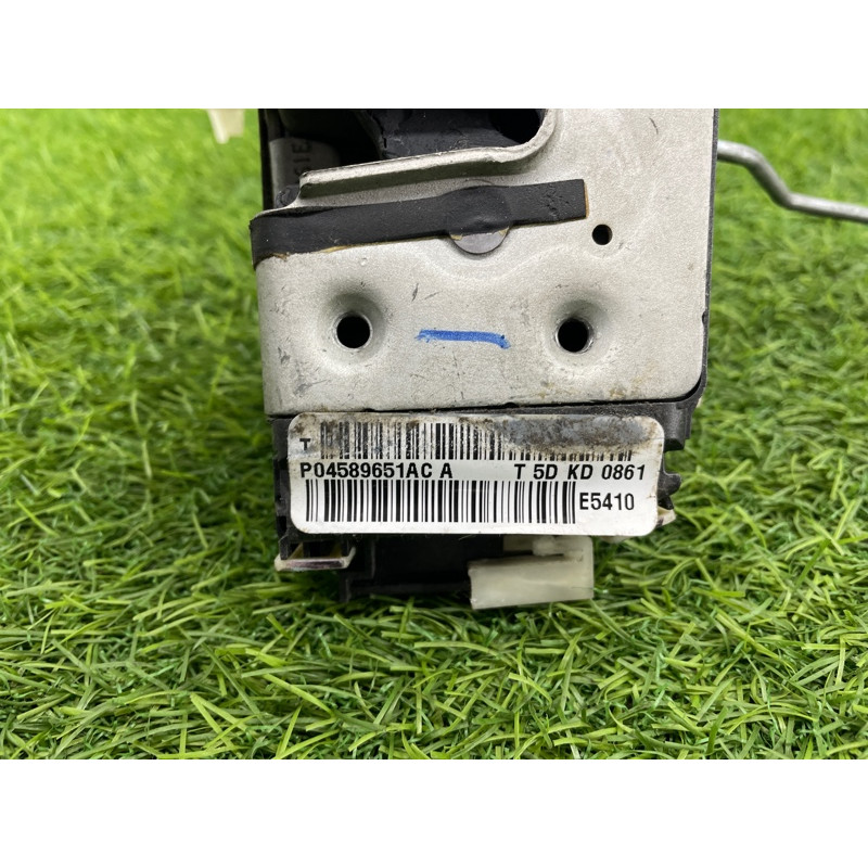 Замок двери (кузов и элементы) Jeep Compass MK49 2011 2.4 4589651AC