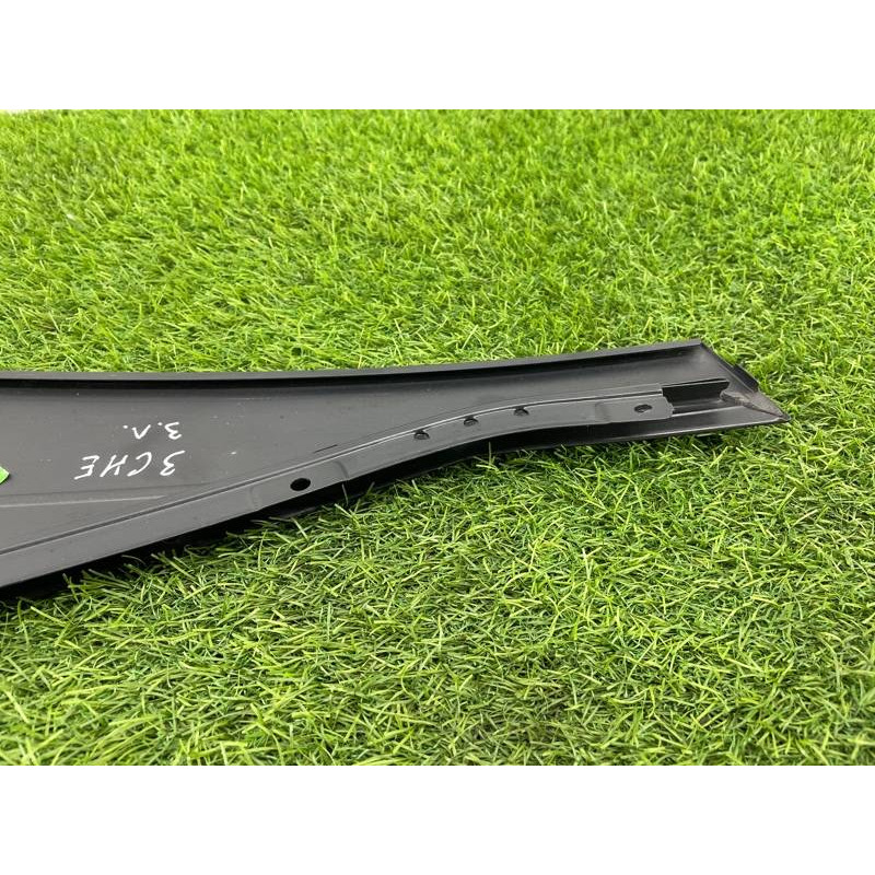 Бічна накладка двері (кузов і елементи) Jeep Cherokee Trailhawk 2014 2.4 68102579AC