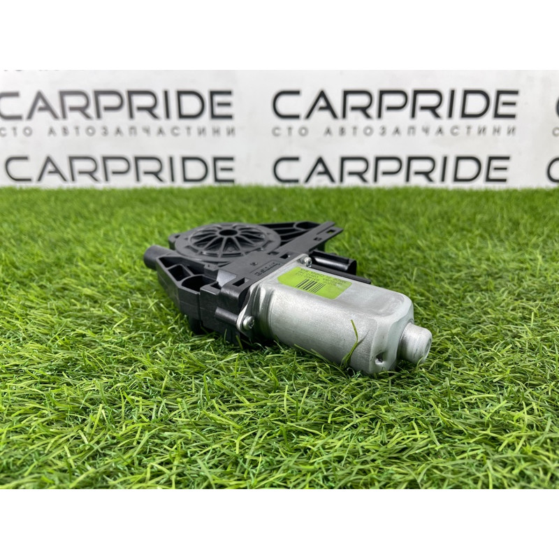 Мотор стеклоподъемника (электрика) Jeep Cherokee Trailhawk 2014 2.4 68227367AA