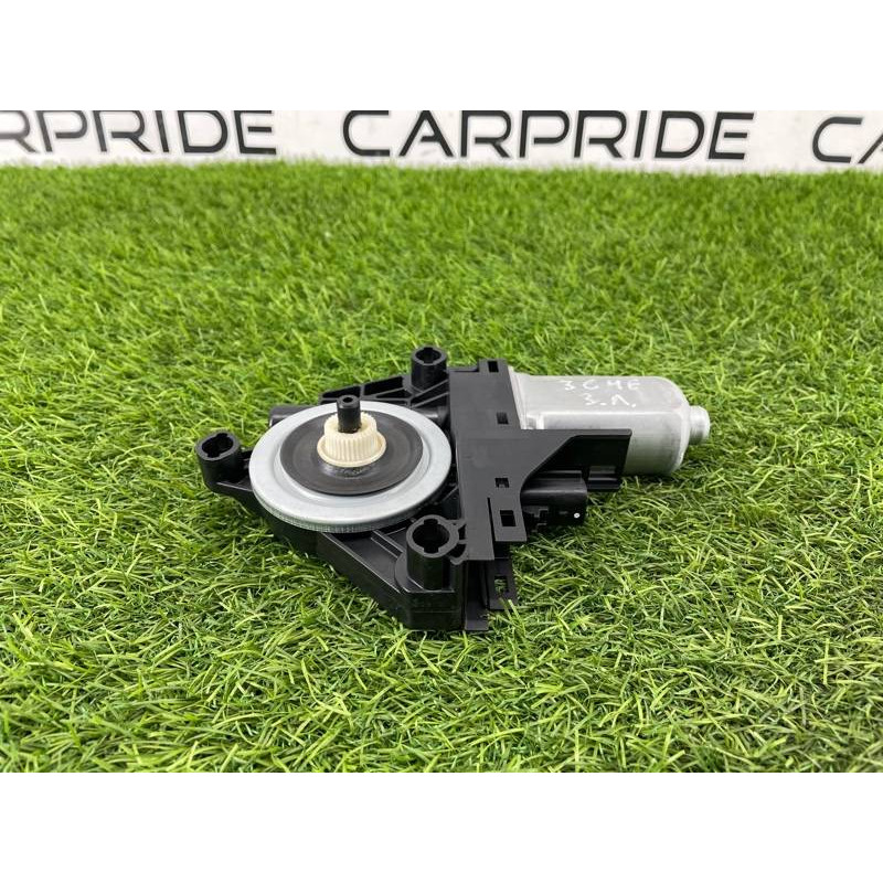 Мотор стеклоподъемника (электрика) Jeep Cherokee Trailhawk 2014 2.4 68227367AA