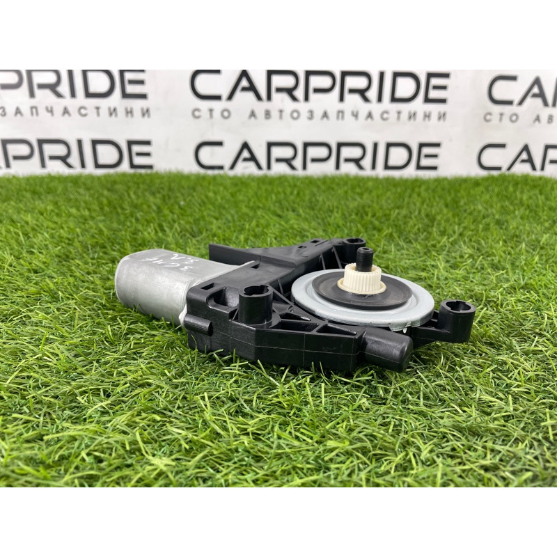 Мотор стеклоподъемника (электрика) Jeep Cherokee Trailhawk 2014 2.4 68227367AA