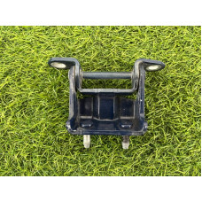 Петля двери