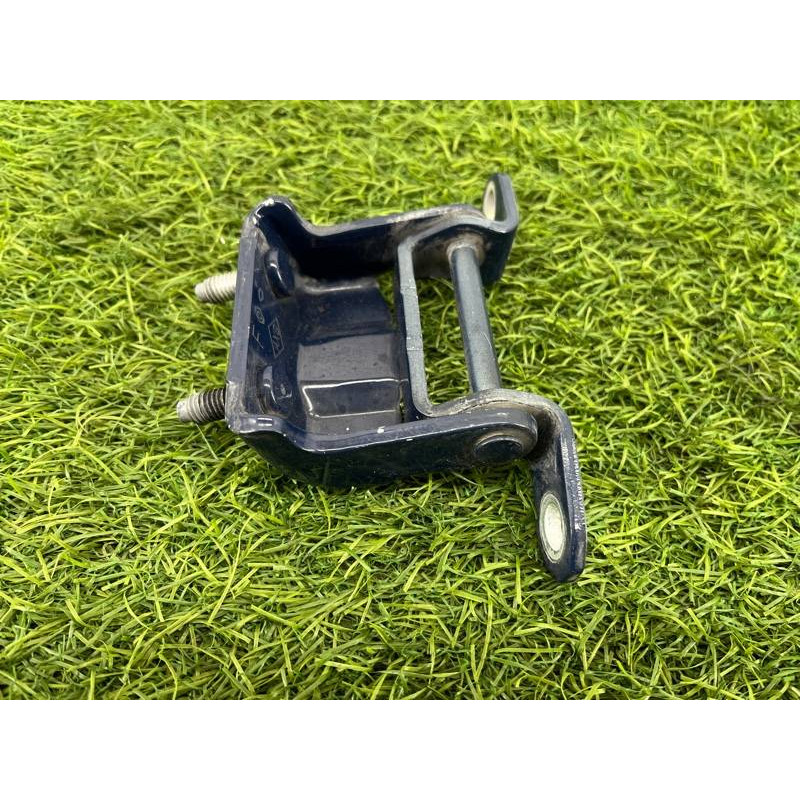 Петля двери (кузов и элементы) RENAULT Koleos HY 2008 2.0 82400JY00A