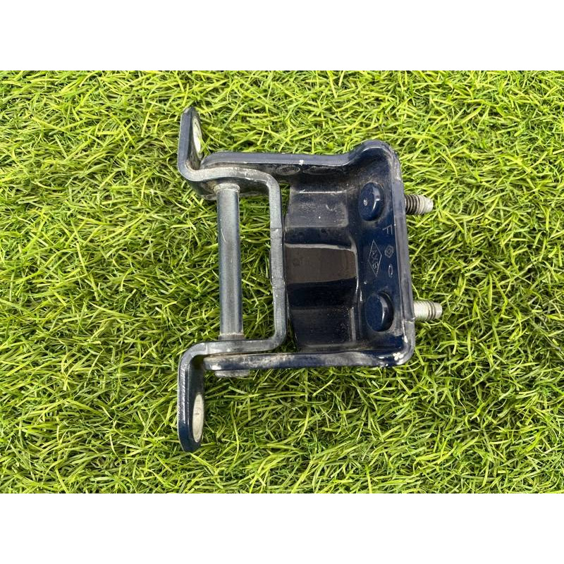 Петля двери (кузов и элементы) RENAULT Koleos HY 2008 2.0 82400JY00A