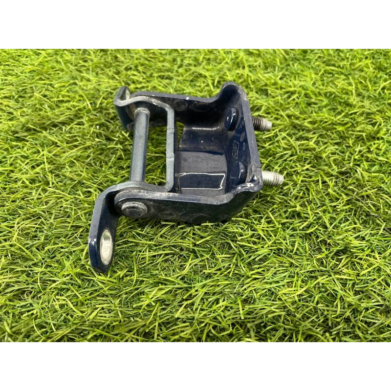 Петля двери (кузов и элементы) RENAULT Koleos HY 2008 2.0 82400JY00A