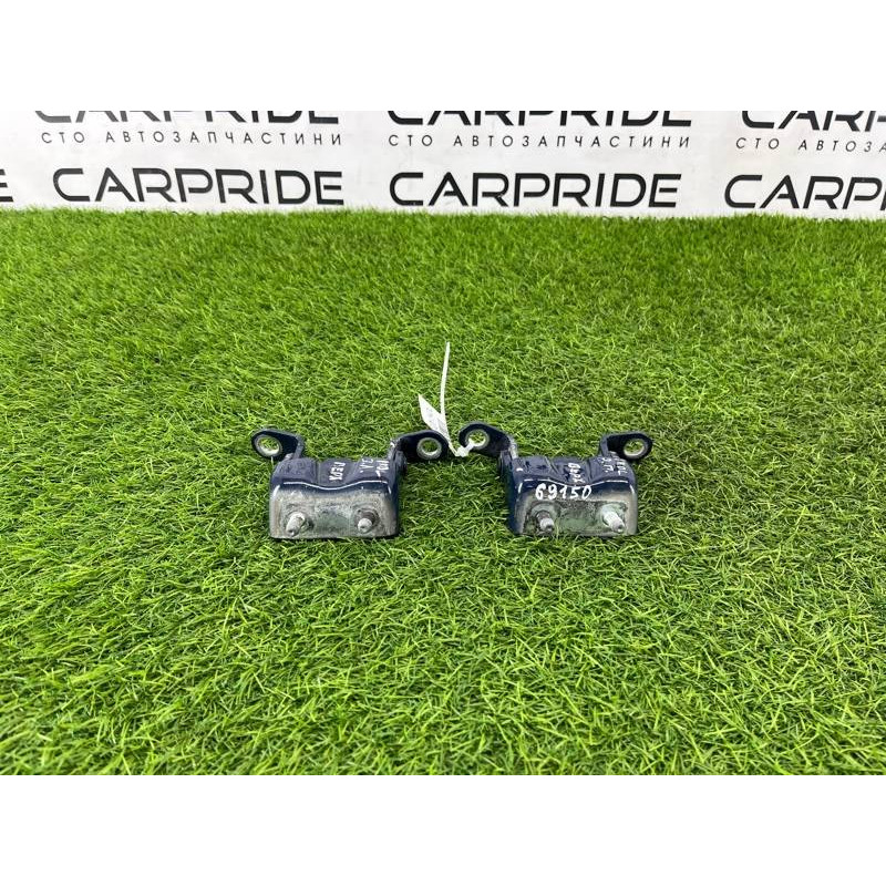 Петля двери (кузов и элементы) RENAULT Koleos HY 2008 2.0 82400JY00A