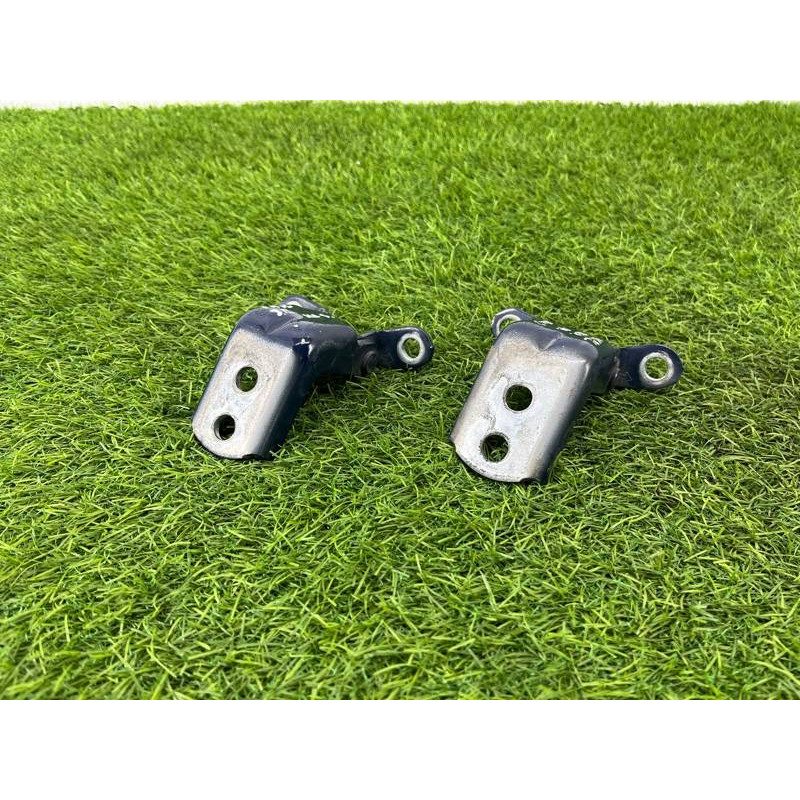 Петля двери (кузов и элементы) RENAULT Koleos HY 2008 2.0 82421JY00A