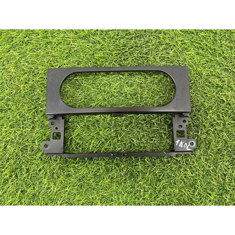 Накладка торпеды (салон) RENAULT Koleos HY 2008 2.0 27570JY00A