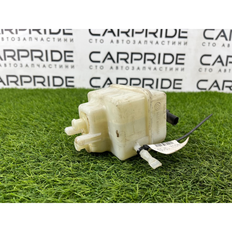 Бачок тормозной жидкости (тормозная система) BMW 5-series F10 2013 N63B44 34336782289