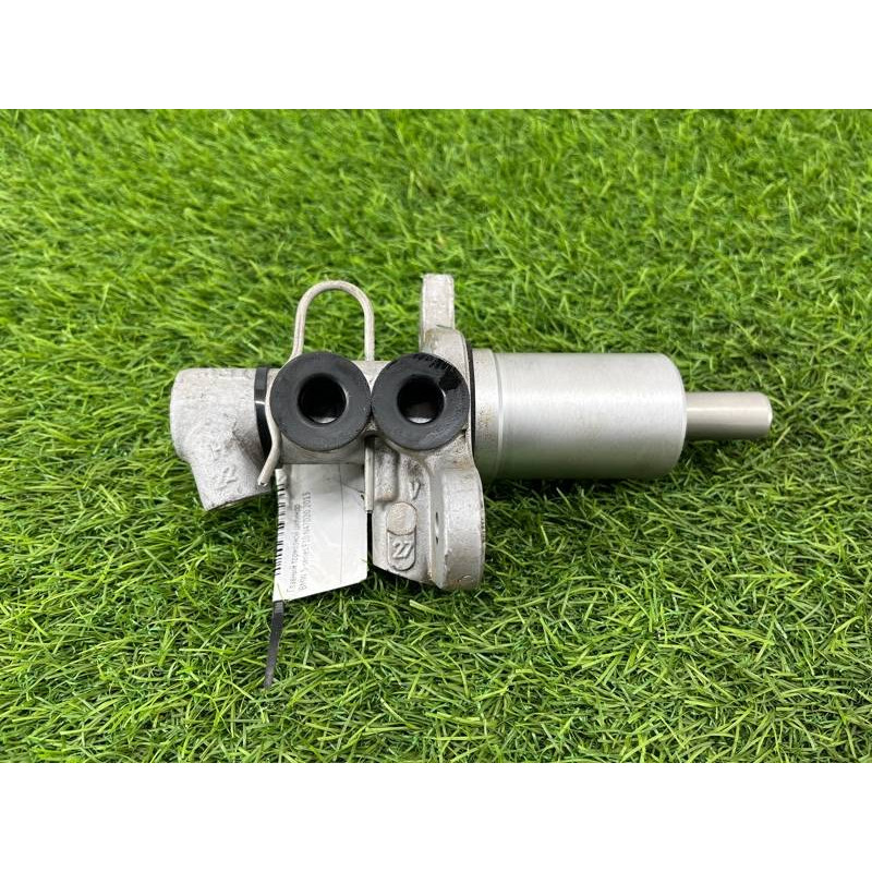 Главный тормозной цилиндр (тормозная система) BMW 5-series F10 2013 N47D20 34336796729