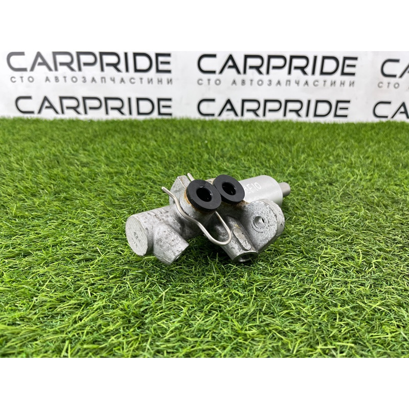 Главный тормозной цилиндр (тормозная система) BMW 5-series F10 2011 3.0 N55B30 34336796729