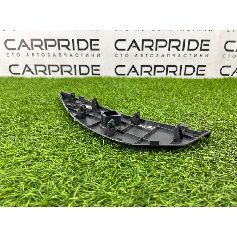 Накладка торпеды боковая (салон) RENAULT Koleos HY 2008 2.0 68498JY40A