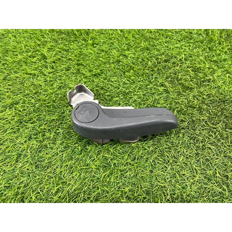 Ручка регулировки сиденье (салон) RENAULT Koleos HY 2008 2.0 88930JY00A