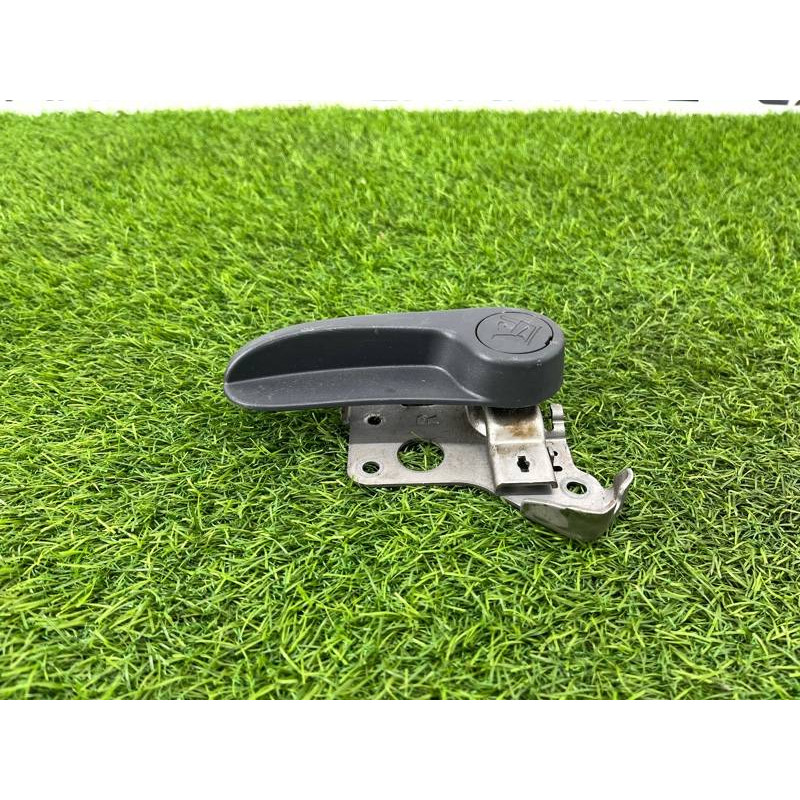 Ручка регулировки сиденье (салон) RENAULT Koleos HY 2008 2.0 88930JY00A