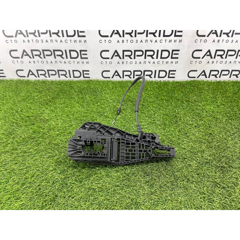 Кронштейн ручки дверей (кузов і елементи) Jeep Cherokee Trailhawk 2014 2.4 68082689AD