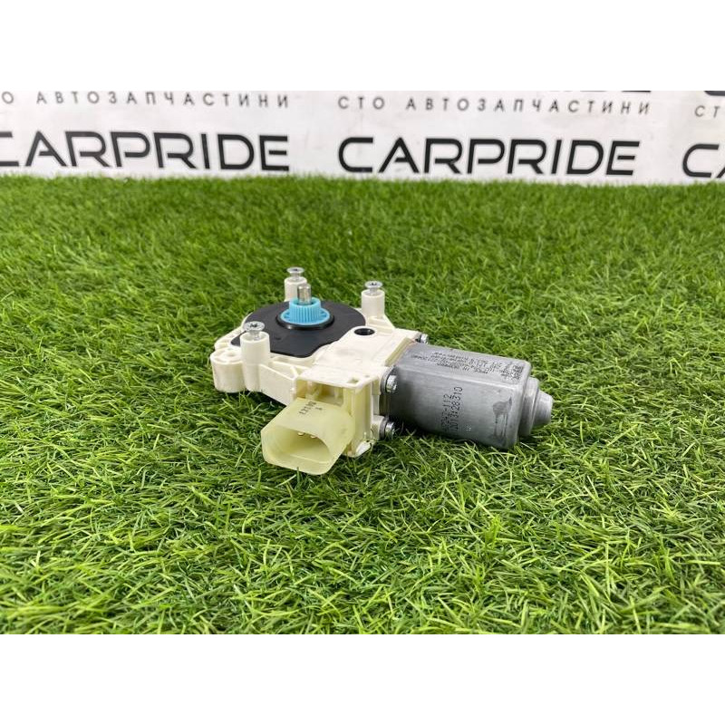 Мотор стеклоподъемника (электрика) BMW 5-series F10 2011 N63B44 51337271563