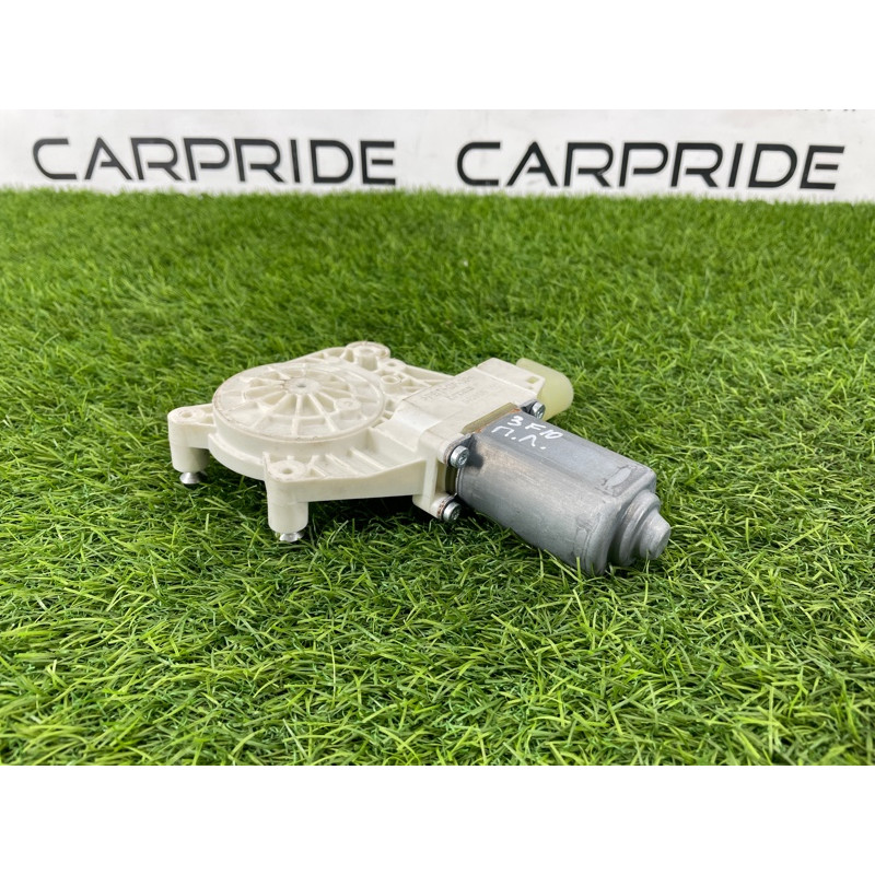 Мотор стеклоподъемника (электрика) BMW 5-series F10 2011 N63B44 51337271563