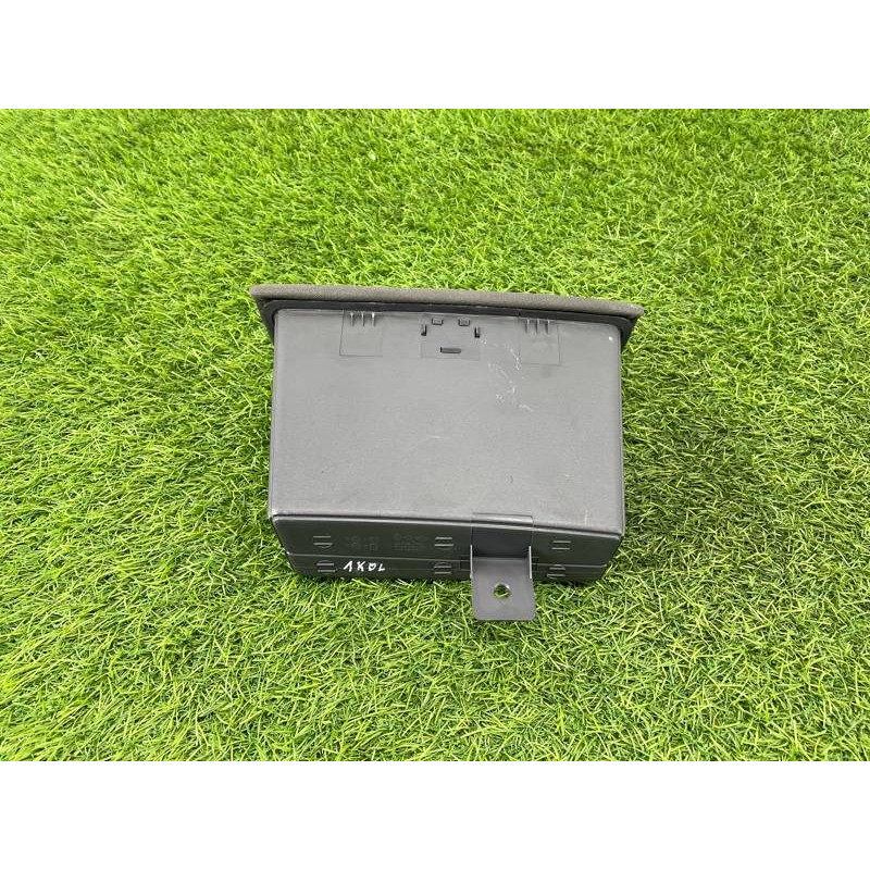 Коврик карты двери (кузов и элементы) RENAULT Koleos HY 2008 2.0 d25022jy00a