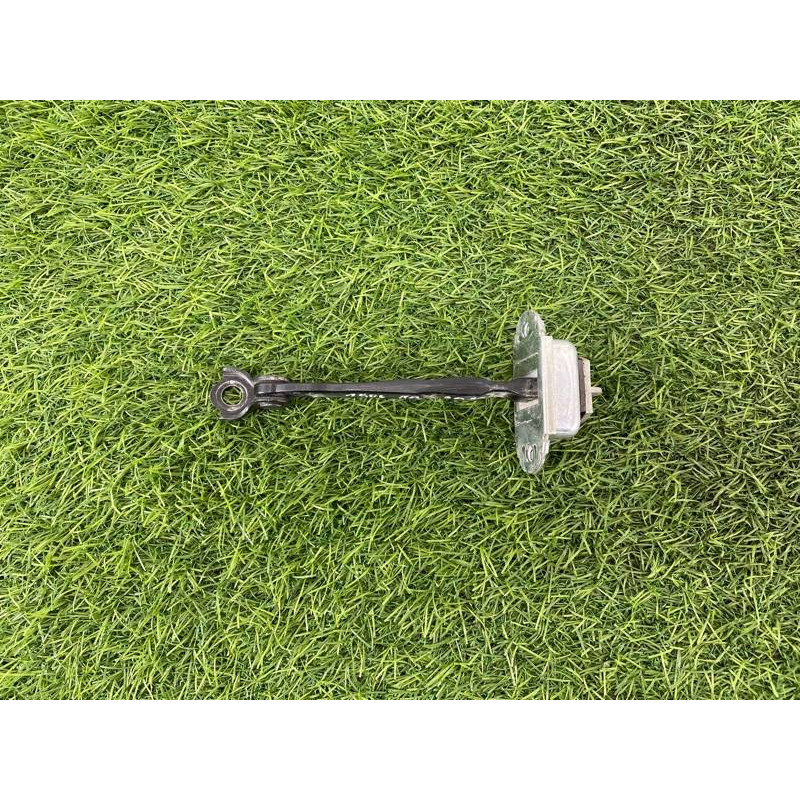 Ограничитель двери (кузов и элементы) RENAULT Koleos HY 2008 2.0 82430JY00A