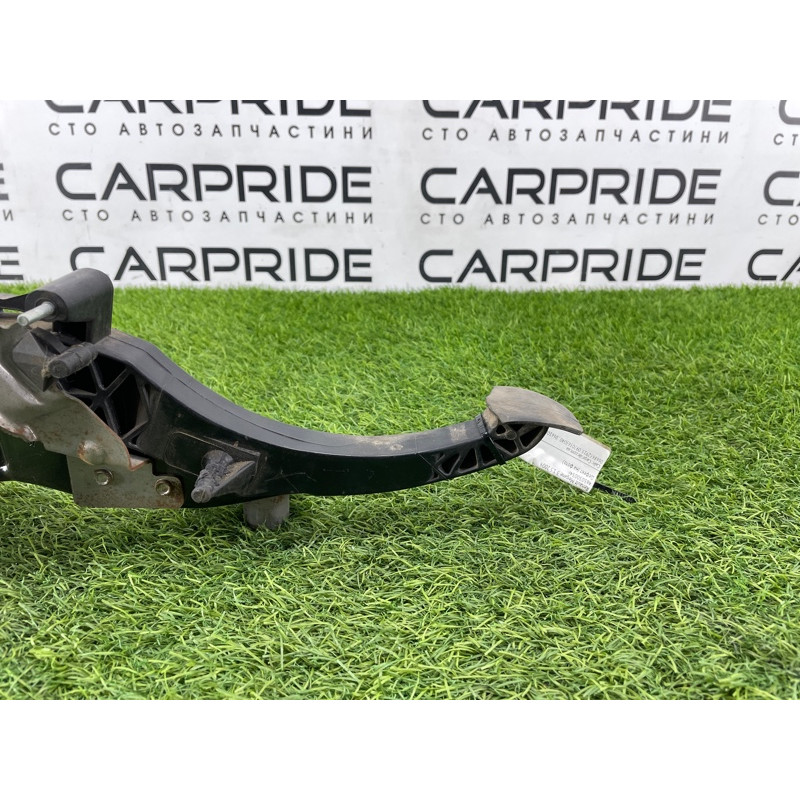 Педаль сцепления (салон) Renault Megane 3 2009 1.5 465030034r
