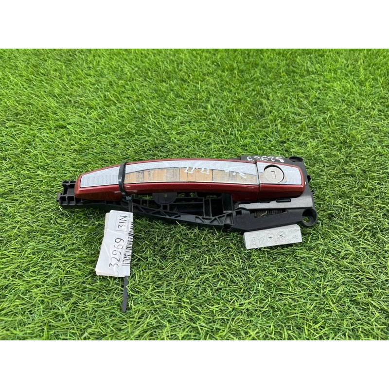 Ручка двери внешняя (кузов и элементы) Opel Insignia A 2009 2.0 DTH 13305781