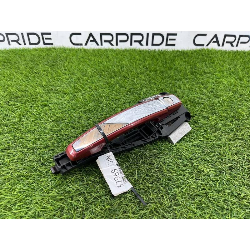 Ручка двери внешняя (кузов и элементы) Opel Insignia A 2009 2.0 DTH 13305781