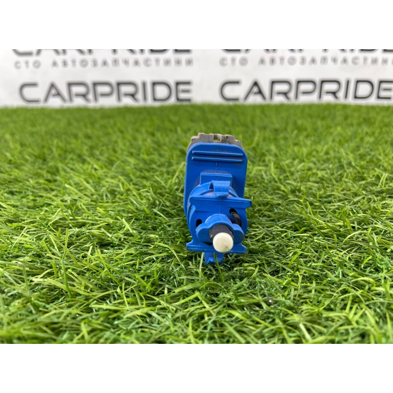 Концевик педали тормоза (электрика / датчики) FORD Fusion MK5 2013 2.0 GL3Z13480A