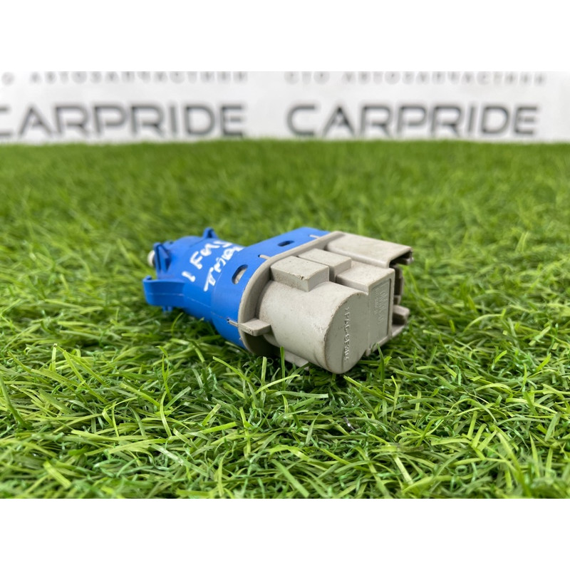 Концевик педали тормоза (электрика / датчики) FORD Fusion MK5 2013 2.0 GL3Z13480A