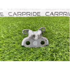 Петля двери