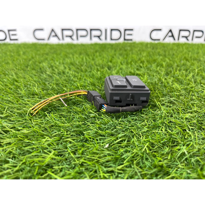 Блок кнопок плафона салонного (электрика) Volkswagen Tiguan 5N 2011 1.4 CAVA 3C0035624C