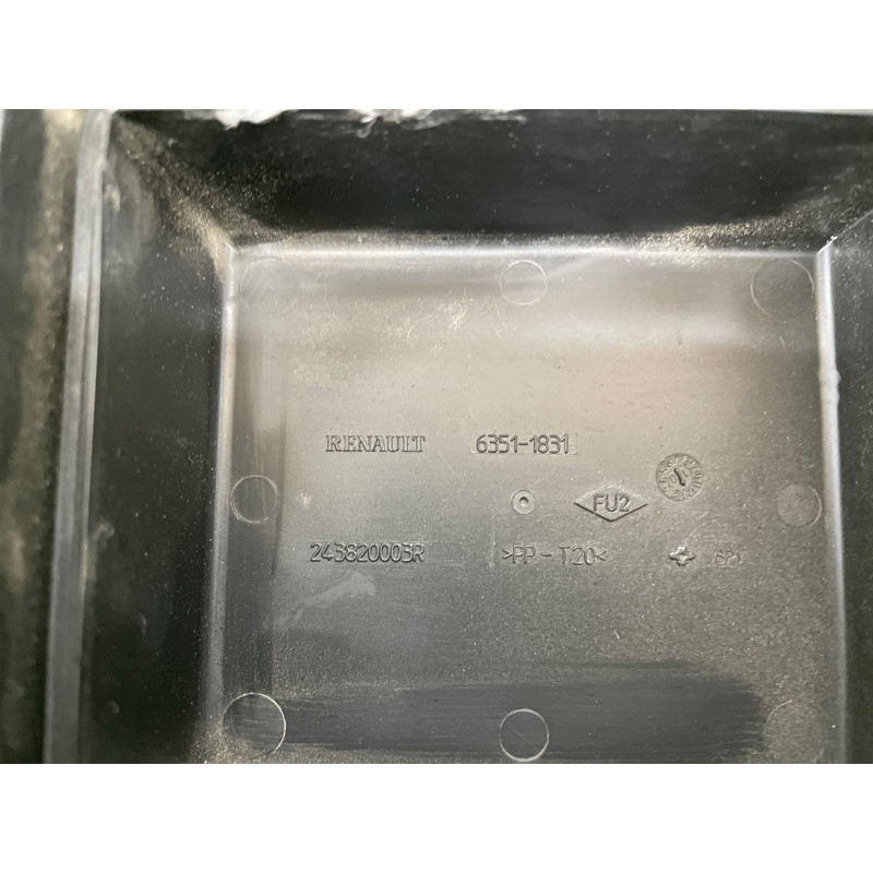 Крышка блока предохранителей (двигатель и элементы) Renault Megane 3 2011 1,5 dCi (K9K837) 243820003R