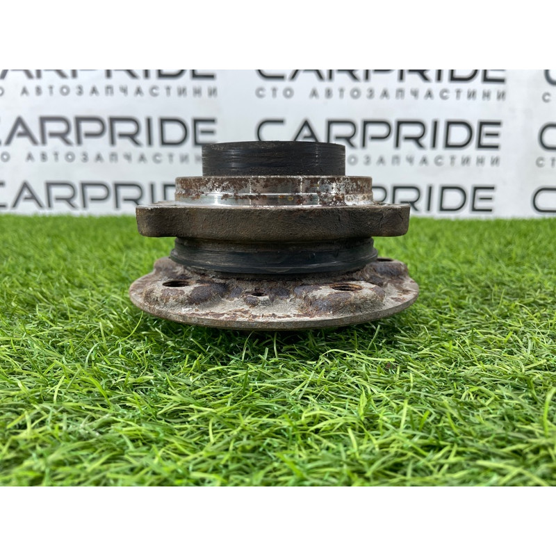 Ступиця (підвіска) BMW 5-series F10 2013 N47D20 31206868480