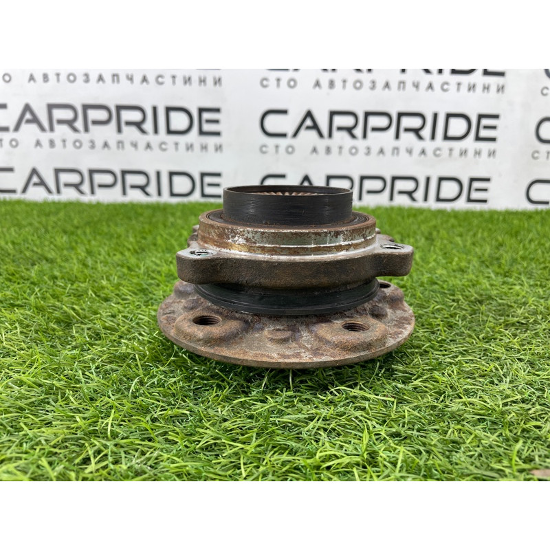 Ступиця (підвіска) BMW 5-series F10 2013 N47D20 31206868480