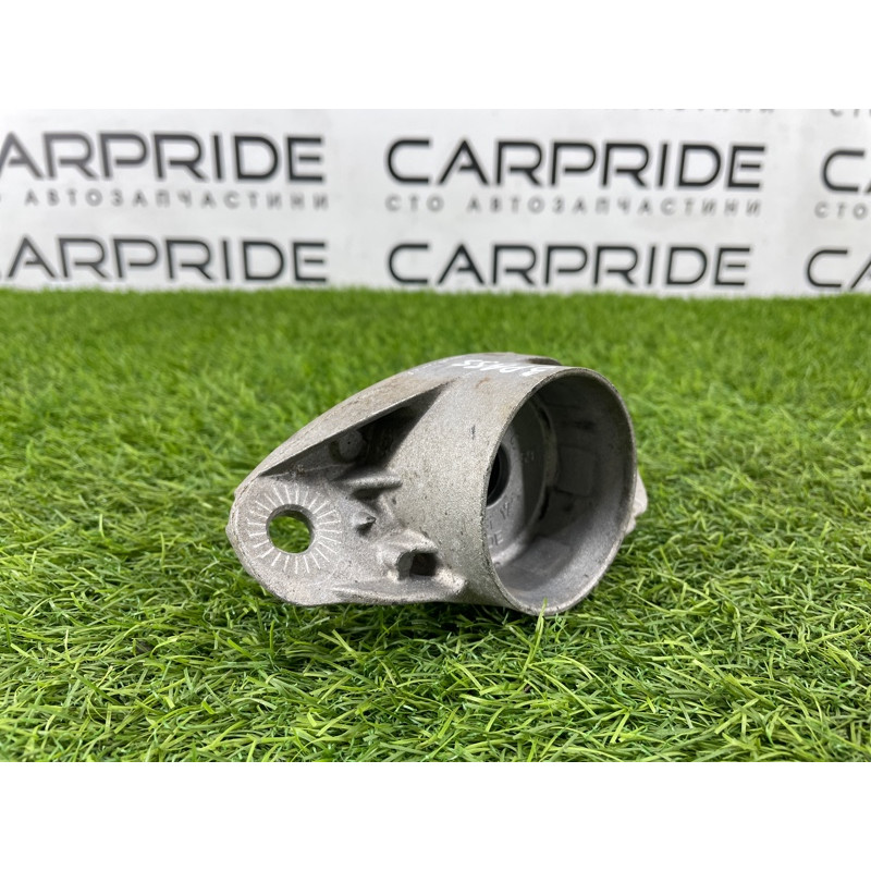 Опора стойки (подвеска) Volkswagen Passat B7 2014 1.8 3C0513353E