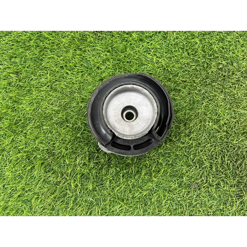 Опора стійки (підвіска) BMW 5-series F10 2011 3.0 N55B30 31306795083