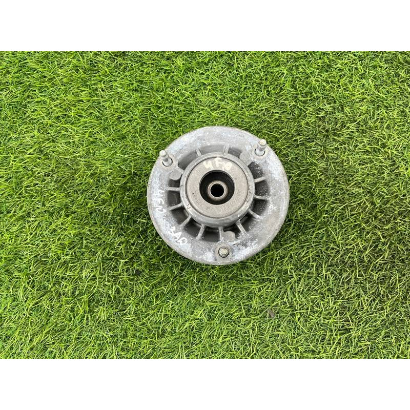 Опора стійки (підвіска) BMW 5-series F10 2011 3.0 N55B30 33506775735