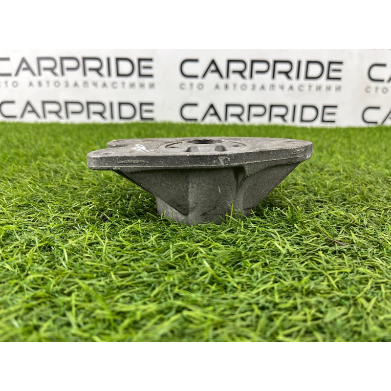 Опора стойки (подвеска) BMW 3-series F30 2013 N20B20 33506862725