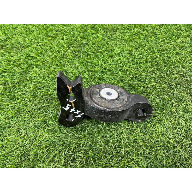 Опора стойки (подвеска) Cadillac Xt5 1 2016 3.6 84564322