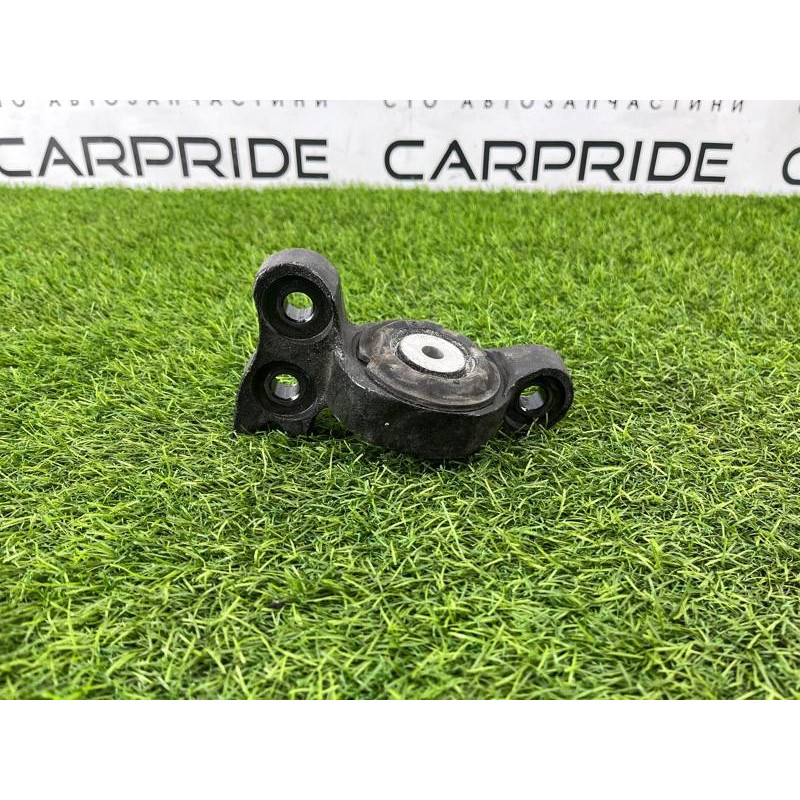 Опора стойки (подвеска) Cadillac Xt5 1 2016 3.6 84564322
