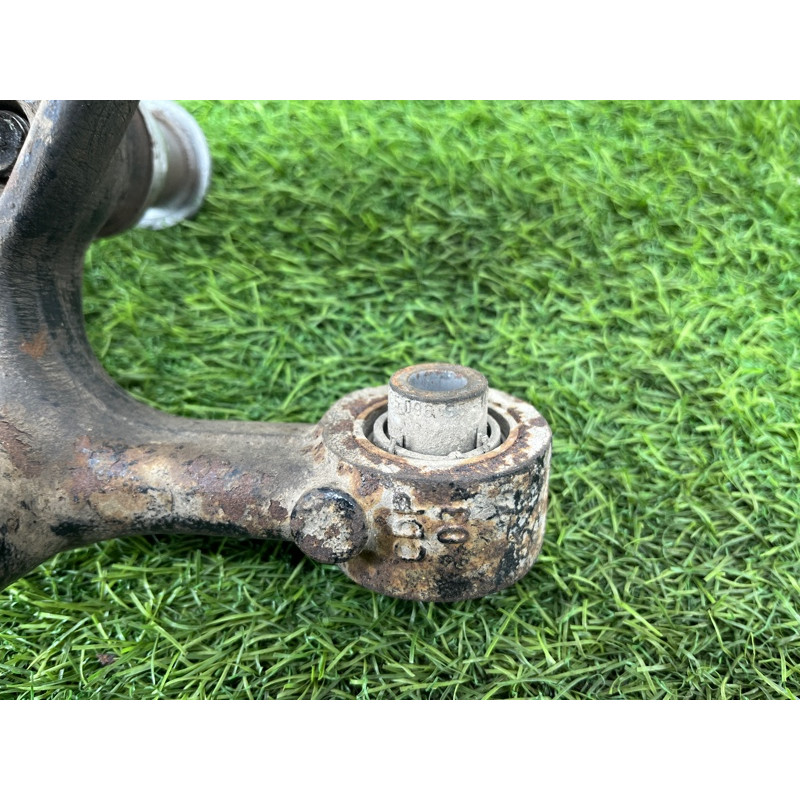 Цапфа подвески (подвеска) Volkswagen Golf 1K 2004 2.0 BKD