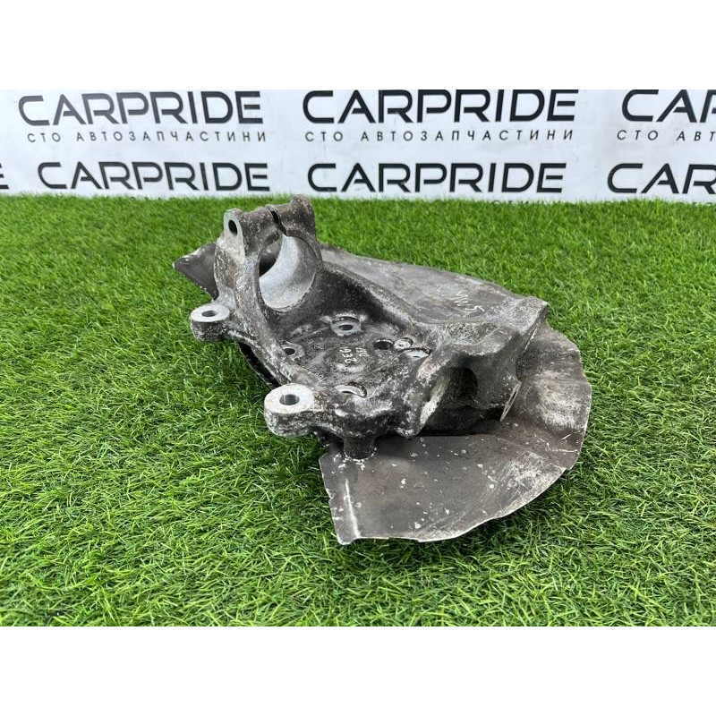 Поворотный кулак (подвеска) BMW 5-series E60 2005 N52B25 31216760953