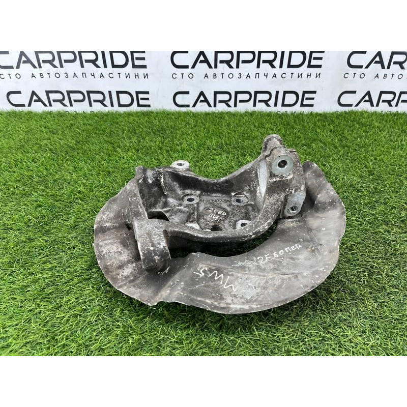 Поворотный кулак (подвеска) BMW 5-series E60 2005 N52B25 31216760953