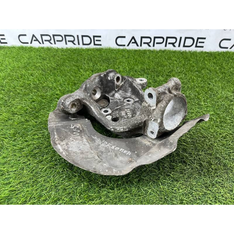 Поворотный кулак (подвеска) BMW 5-series E60 2005 N52B25 31216760953