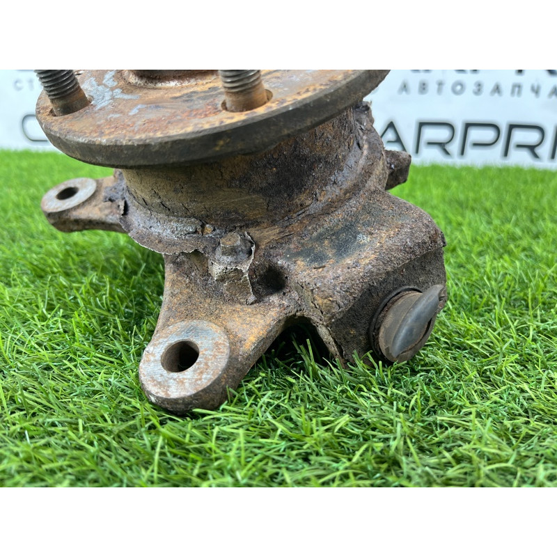 Цапфа подвески (подвеска) LAND ROVER FREELANDER L314 1999 1.8B RUB101511