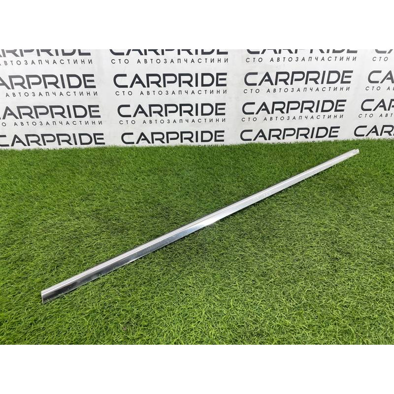 Молдинг стекла (кузов и элементы) PEUGEOT 607 1 2002 3.0i V6 9334A2