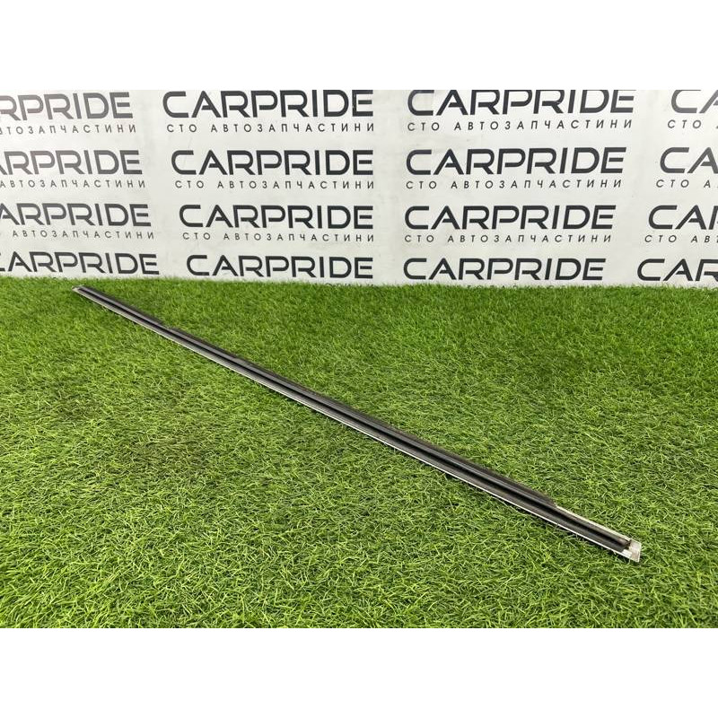 Молдинг стекла (кузов и элементы) PEUGEOT 607 1 2002 3.0i V6 9334A2