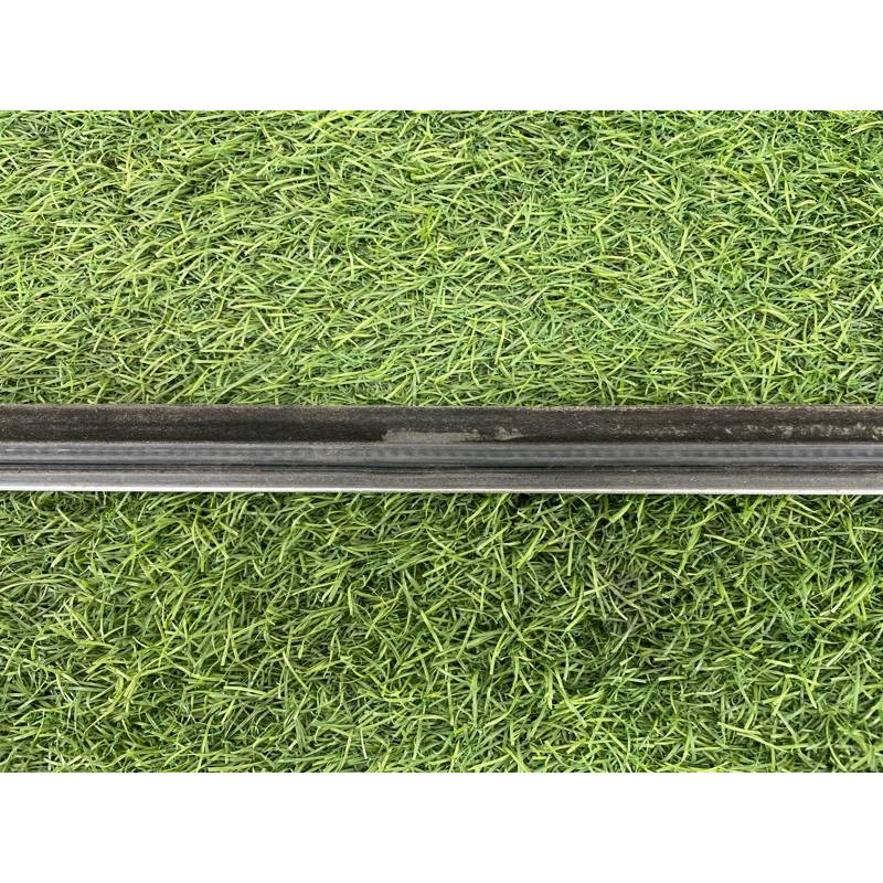 Молдинг стекла (кузов и элементы) PEUGEOT 607 1 2002 3.0i V6 9334A2