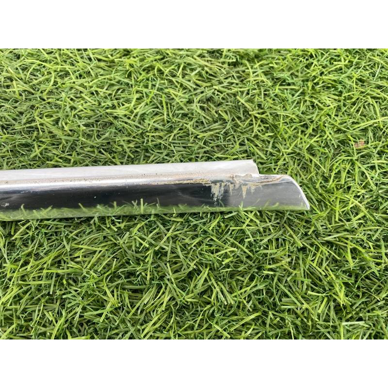 Молдинг стекла (кузов и элементы) PEUGEOT 607 1 2002 3.0i V6 9334J9